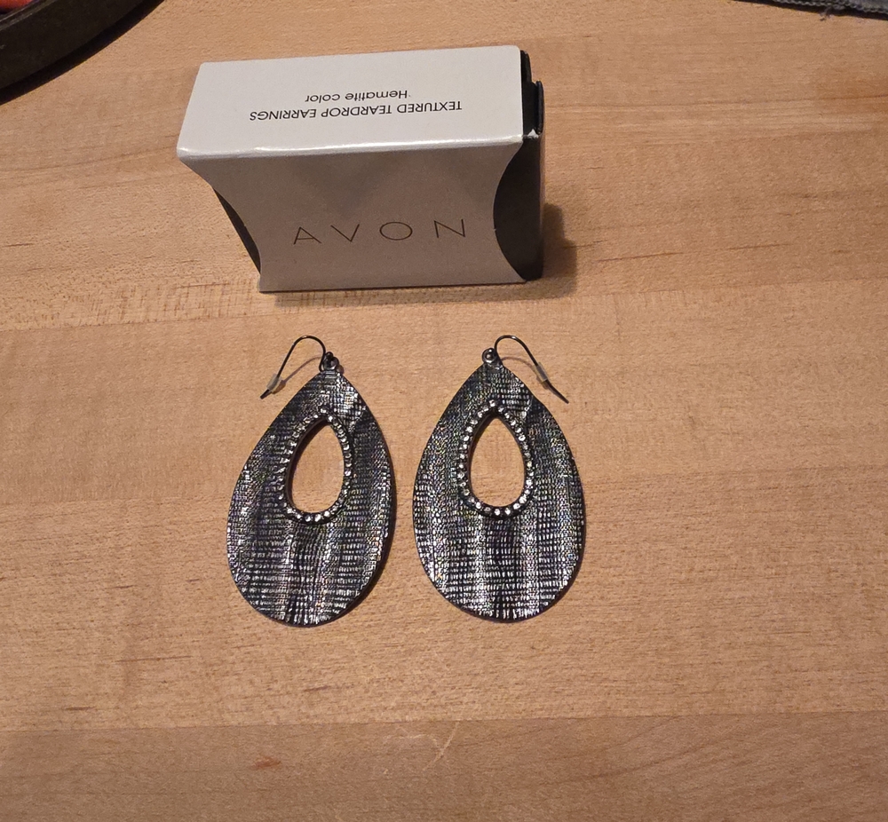 Avon Silver Textured Teardrop Dangle Earrings